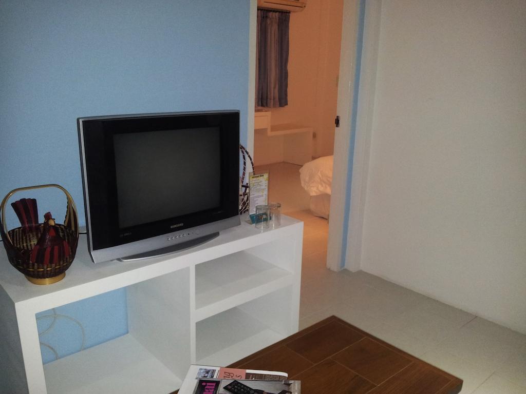 Lemon Tree Hotel 2*