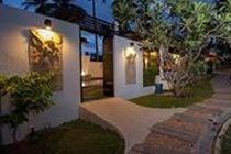 Jean Pool Hotel