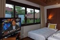 Jean Pool Hotel Choeng Mon