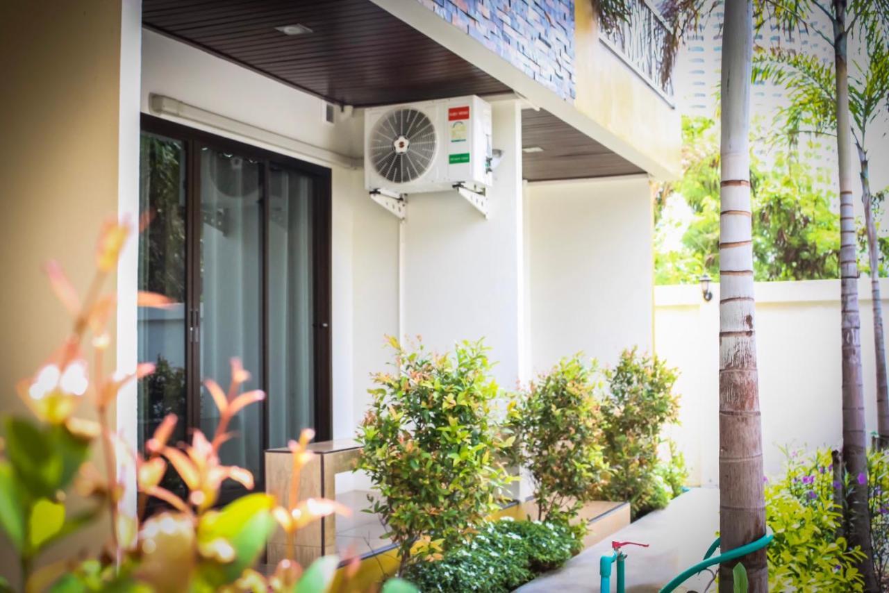 Yellow House Rayong Bed & Breakfast