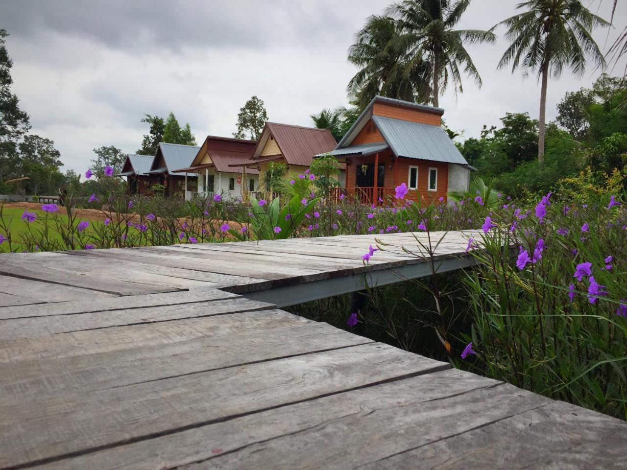 Baan Thung