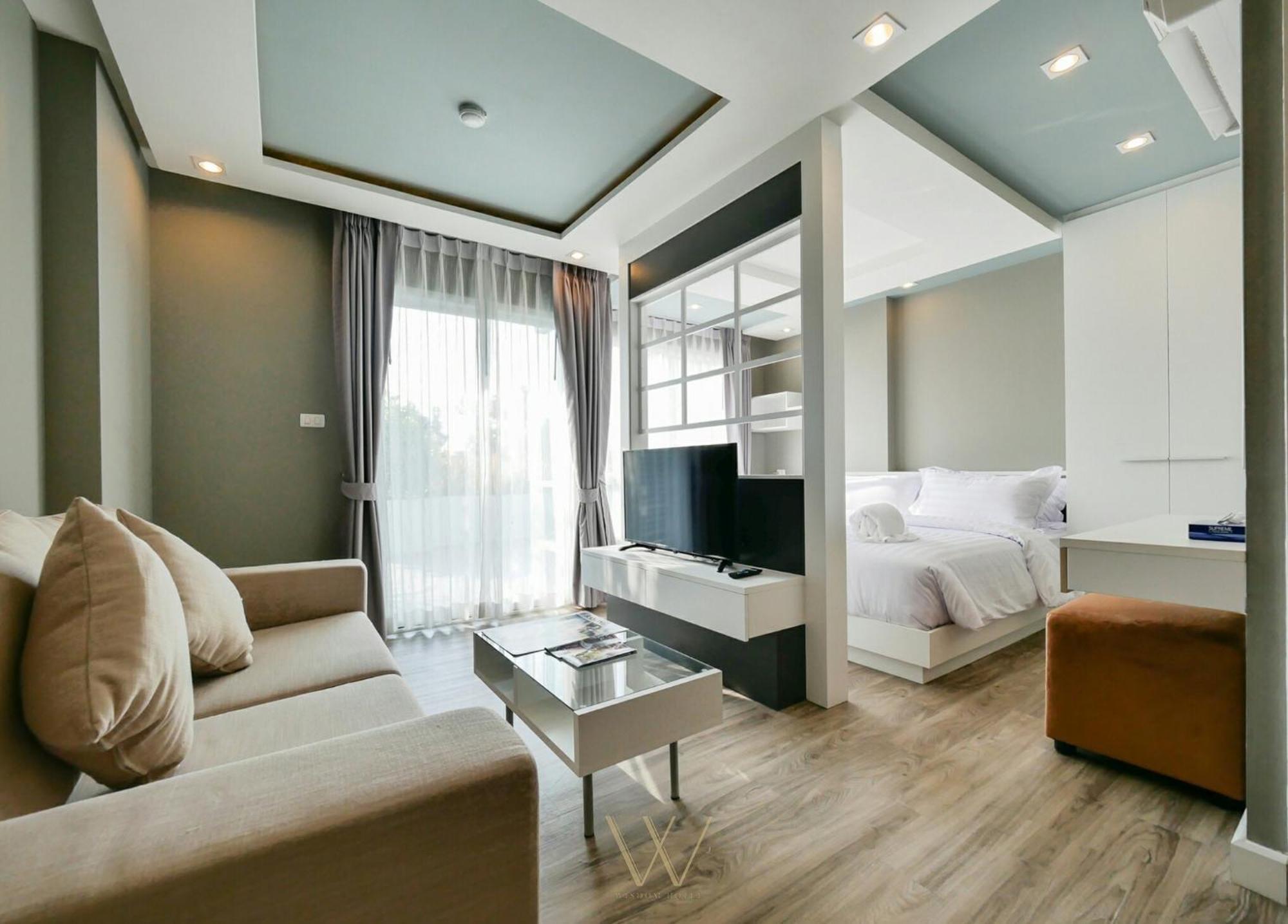 Wisdom & Hotel