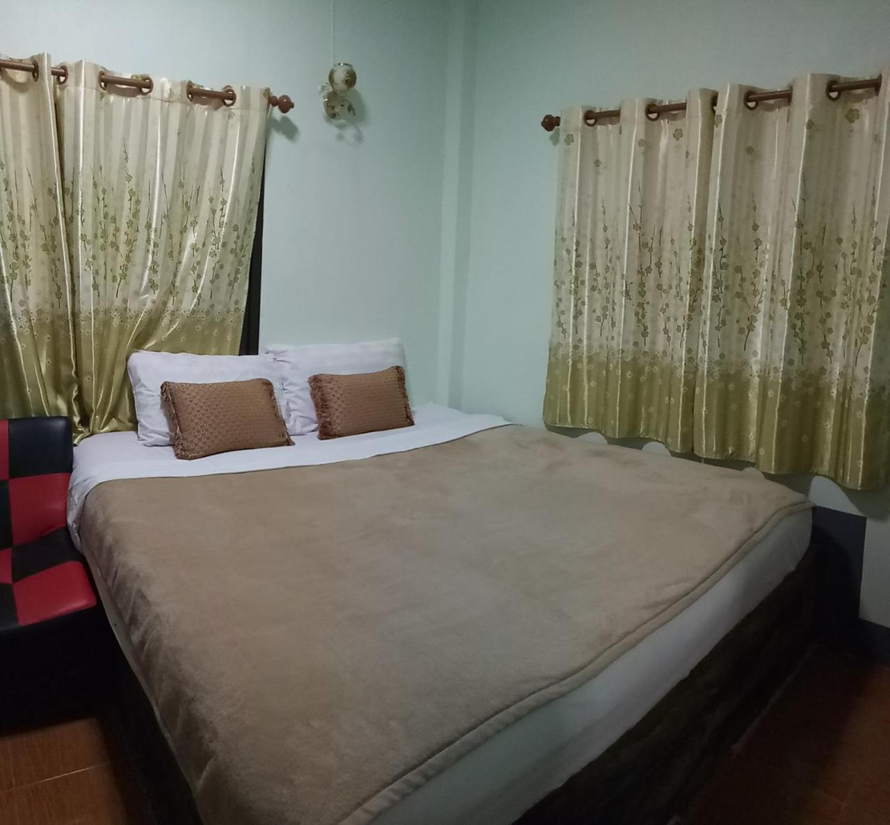 Phu Chaem House 2*