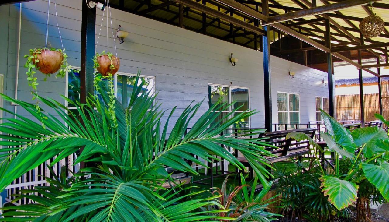 Oasis Resort Koh Lipe