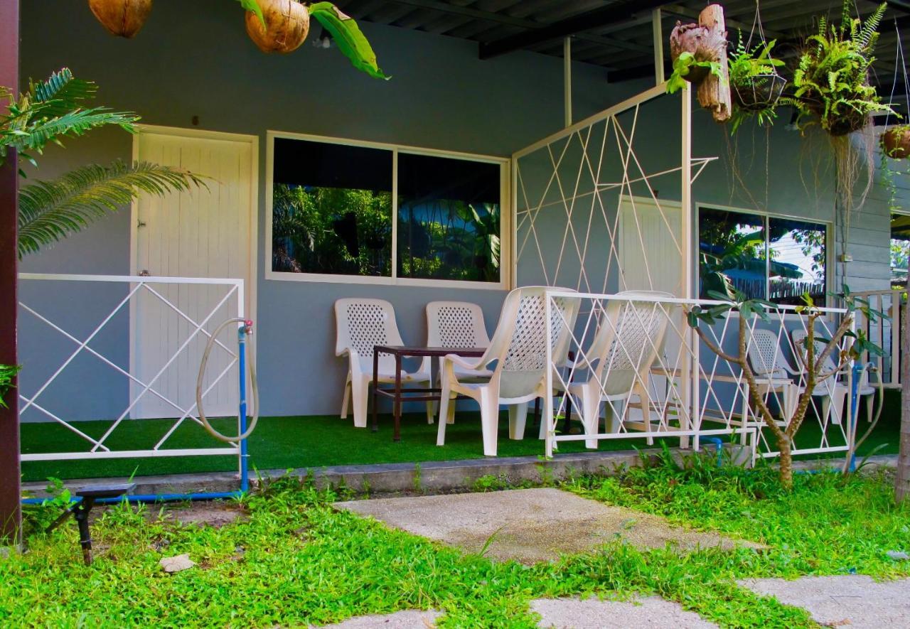 Oasis Resort Koh Lipe