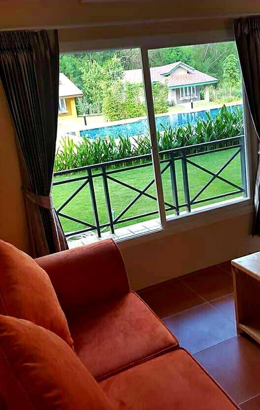 Resort Palazzo Pavone Gallery & Ban Bung Toei