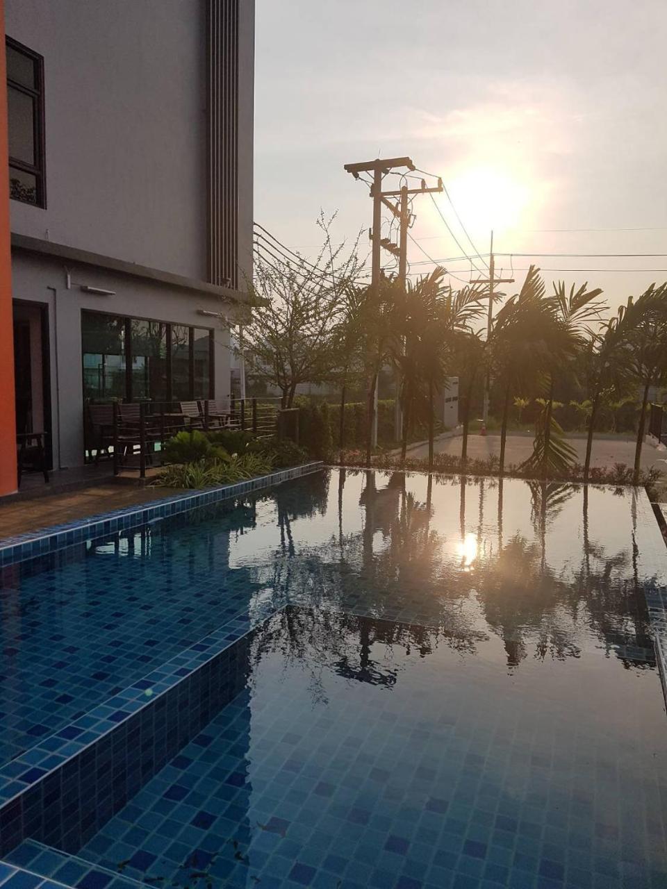 Bangkok Boutique Rangsit Hotel
