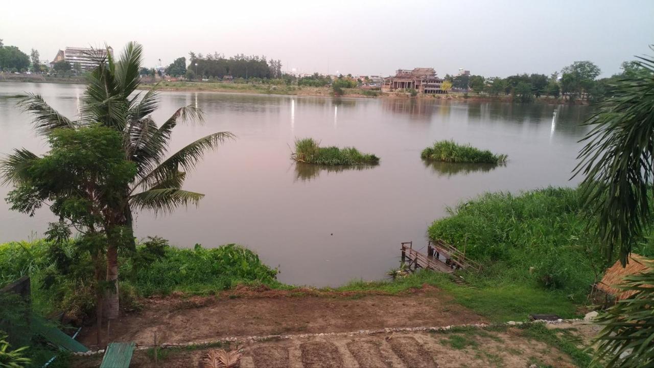 Baan Din Baramee Hotel 3*