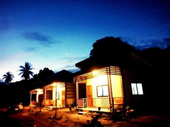 Guest house Phu Chaem House 2*