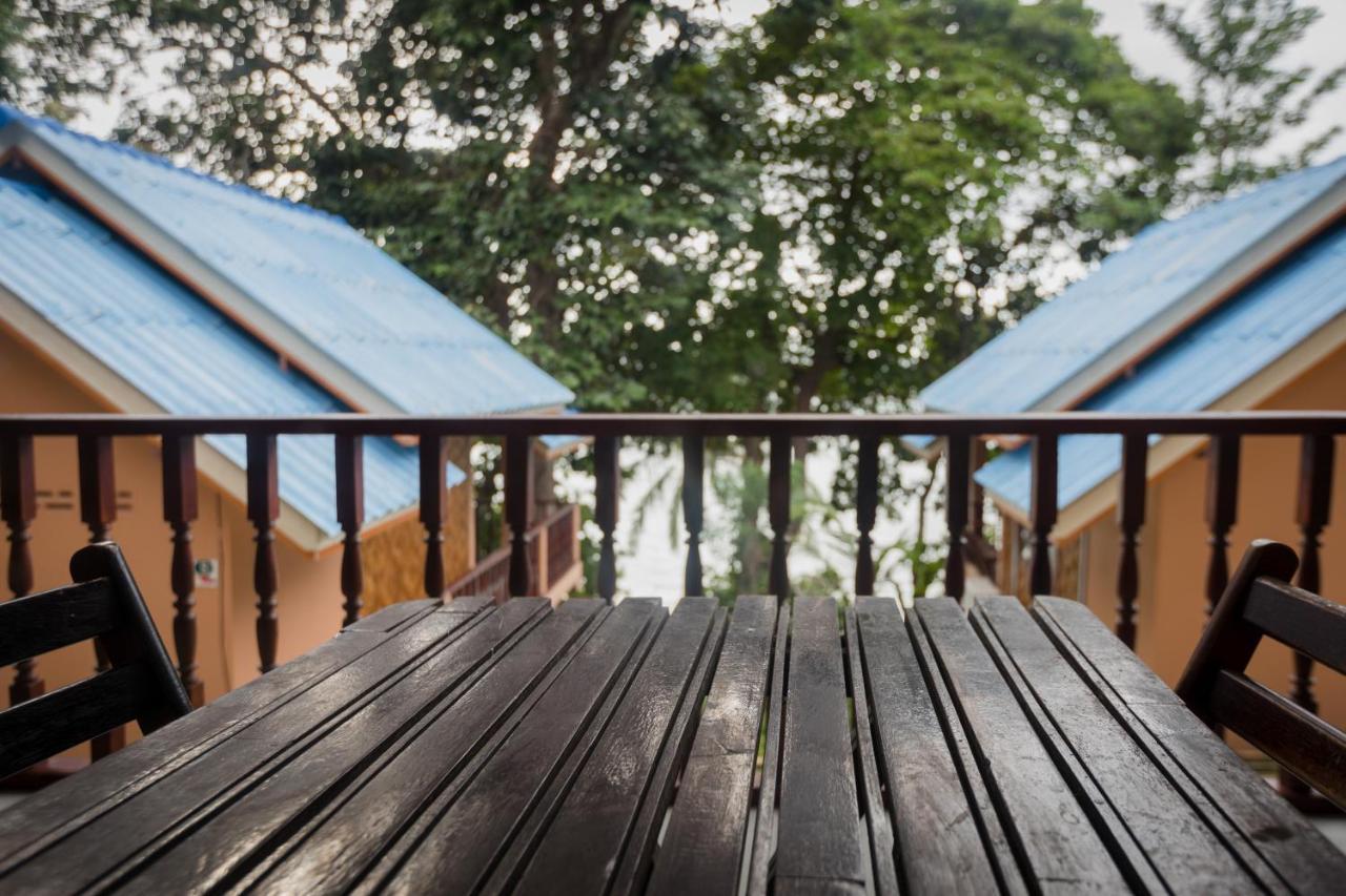 Hotel Adang Sea Eco-village Sunset