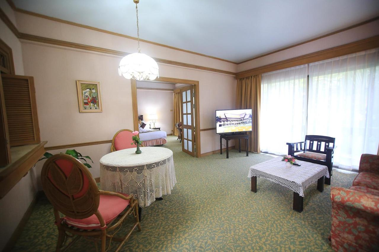 Hotel Wiang Indra Riverside