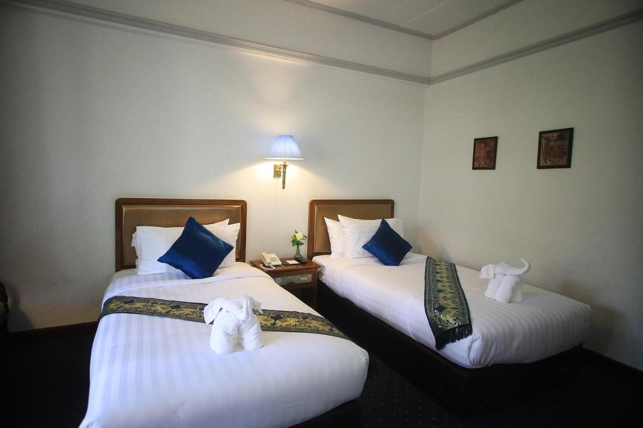 Hotel Wiang Indra Riverside