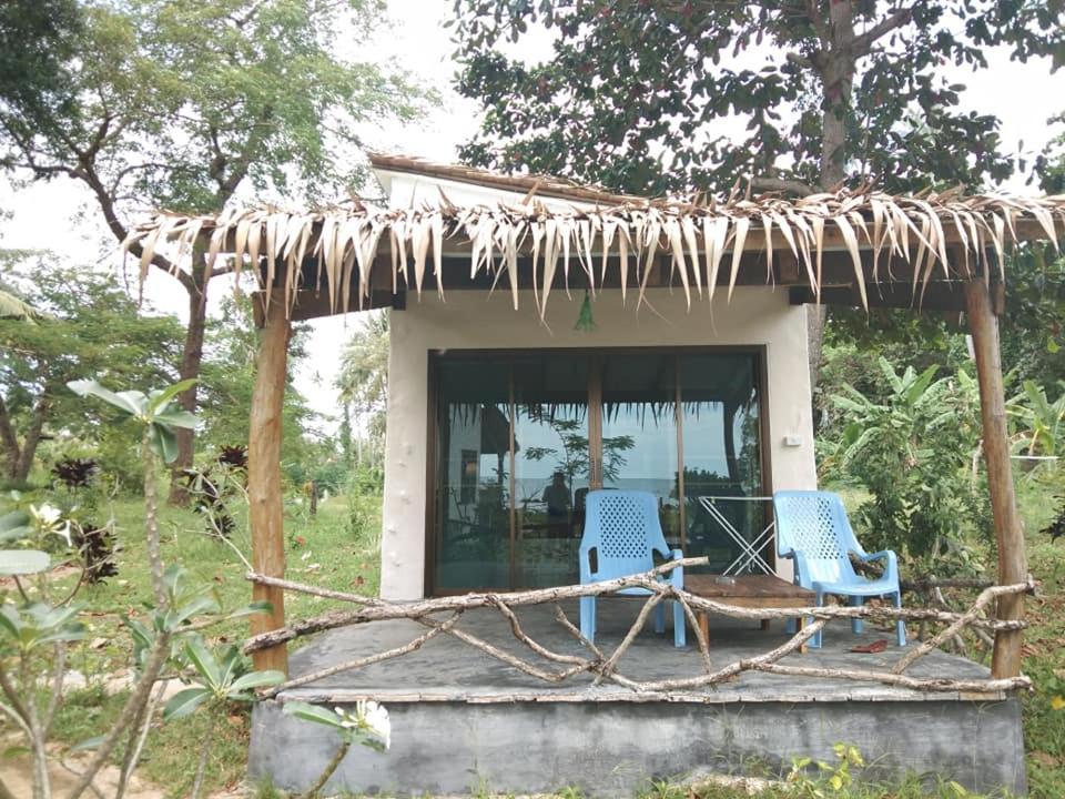 Resort Banana Sunset - Bar &