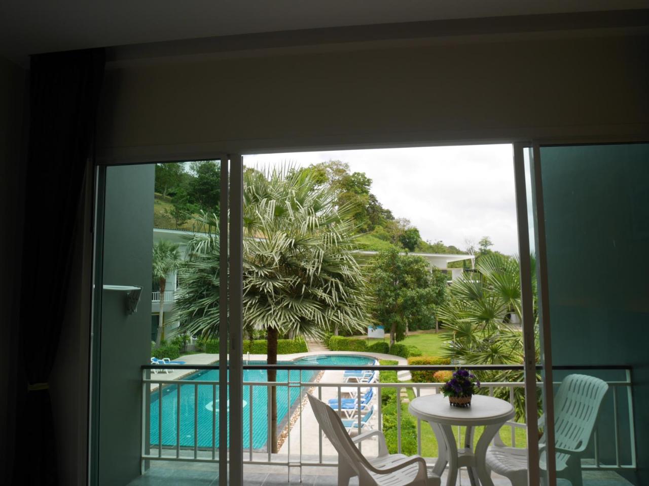 Gypsy Sea View Resort- Island 3* Phi Phi Don
