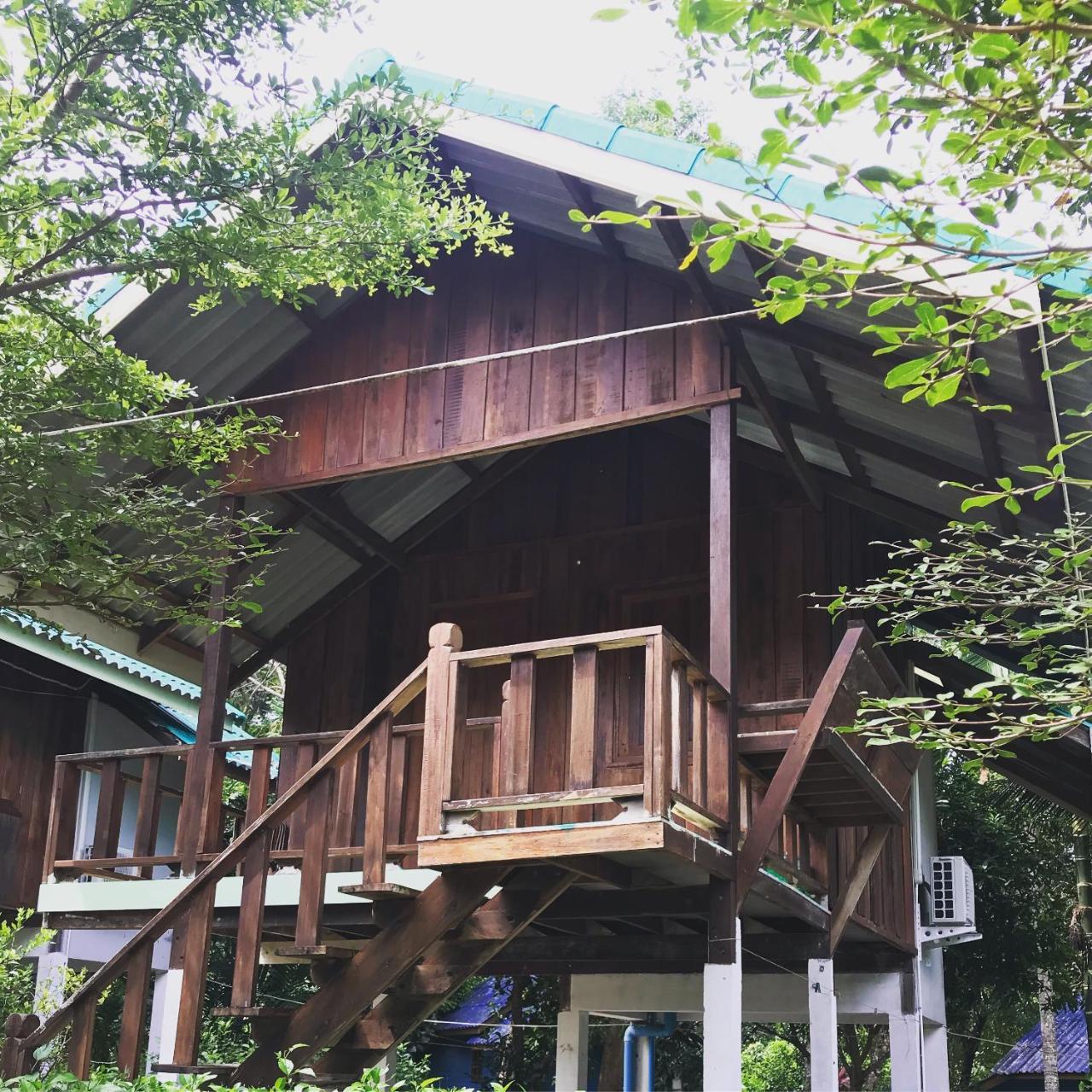Guest house Rasta House,,koh Phayam