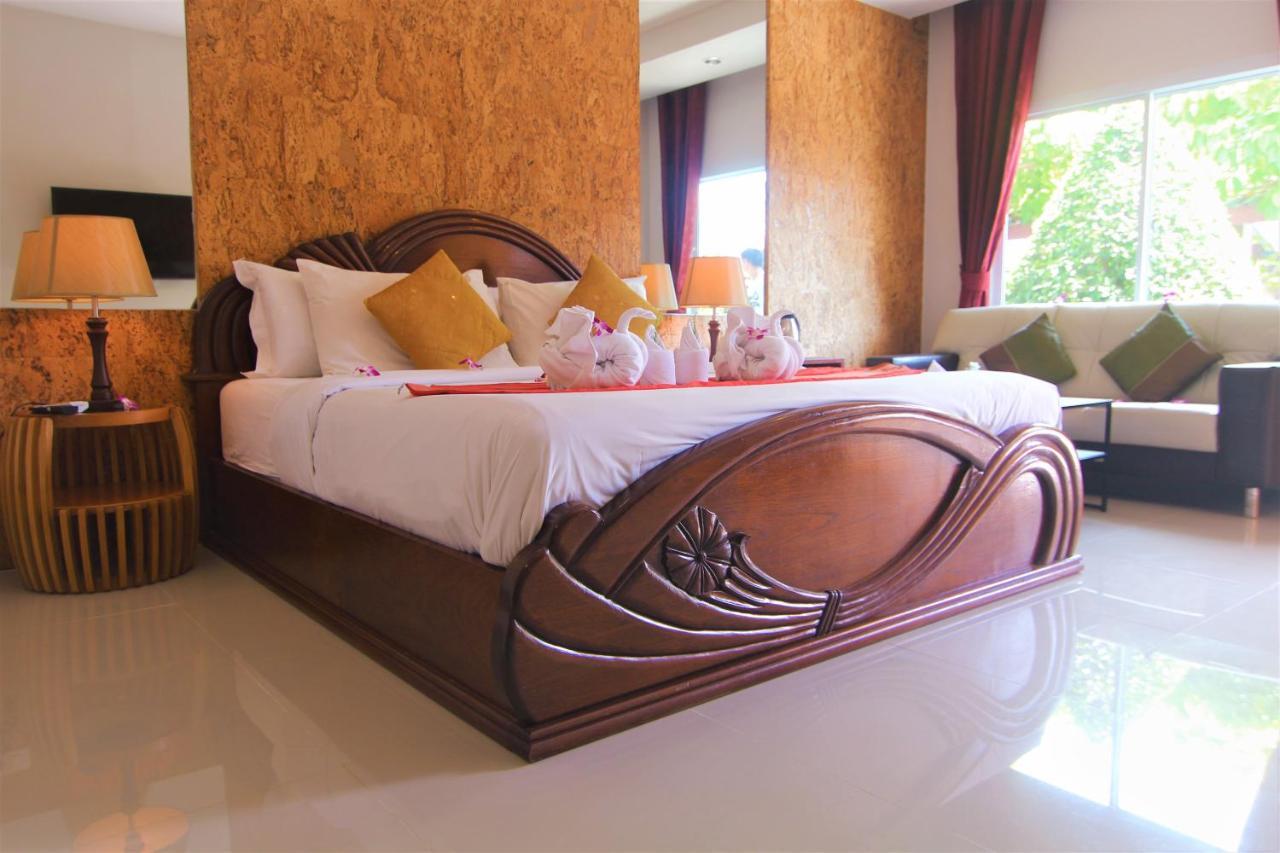 Resort Pier Samui 3*