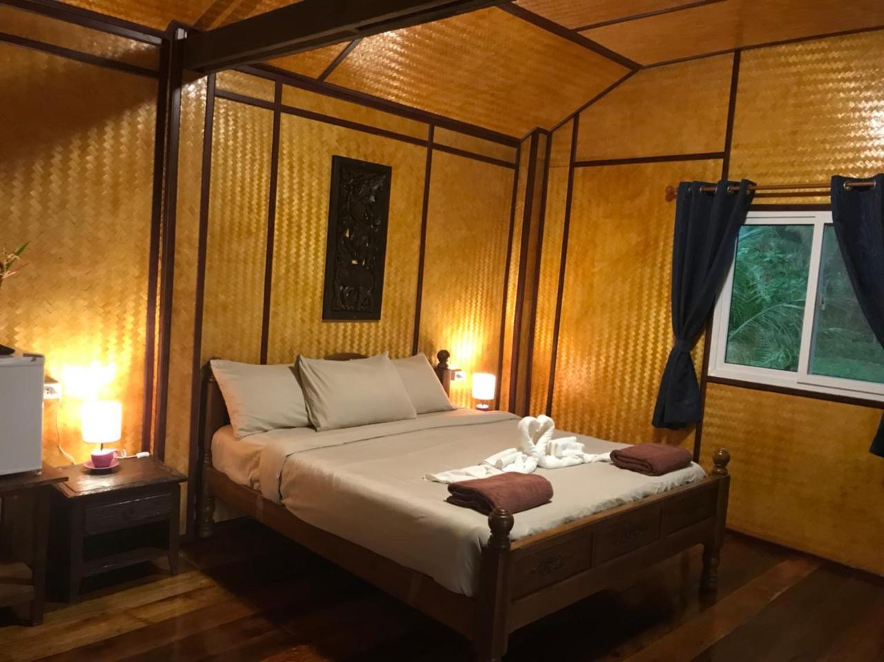 Resort Aow Yai Bungalows 2*
