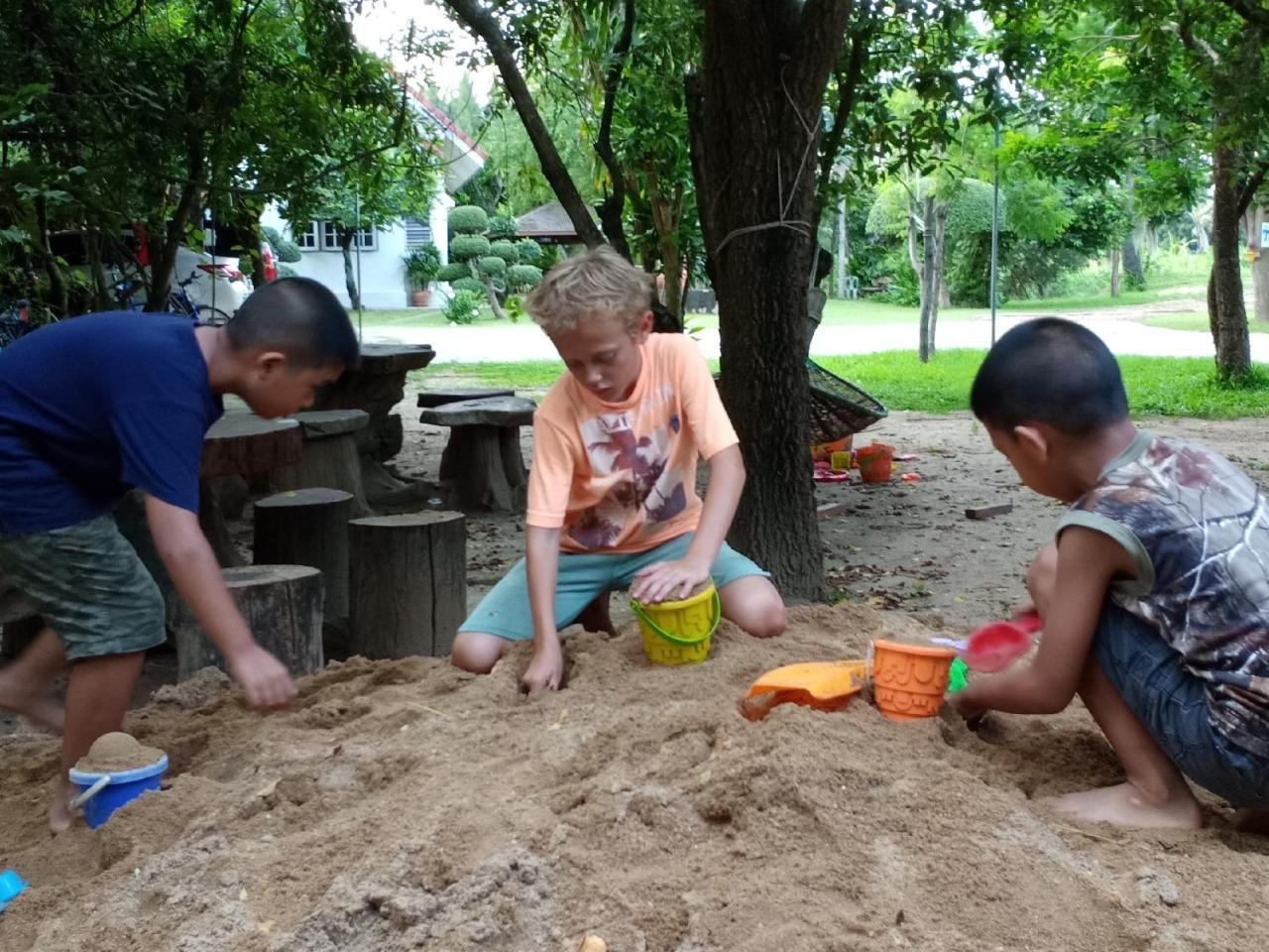 Homestay Rai Lung Tui Prachuap Khiri Khan