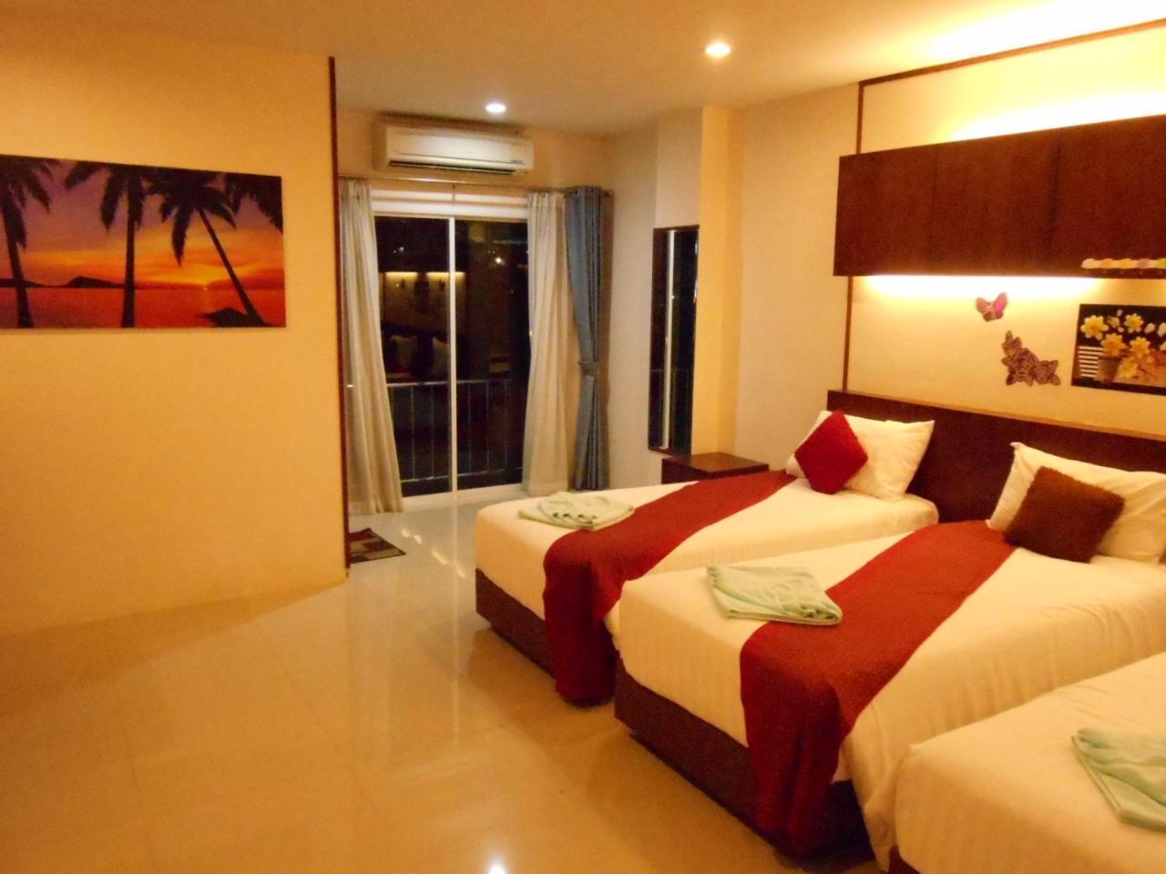 7 Sky Residency 3* Patong
