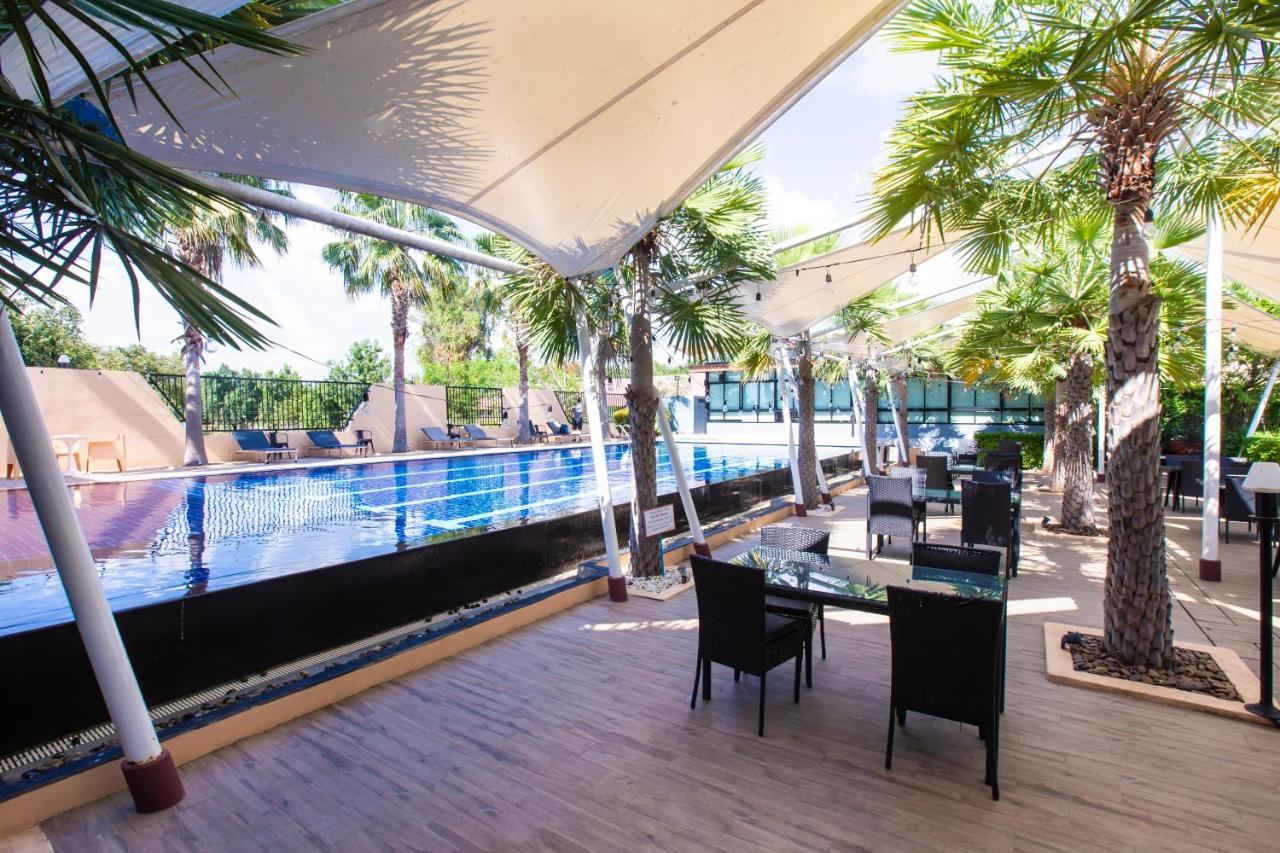 Hotel Ray Buriram