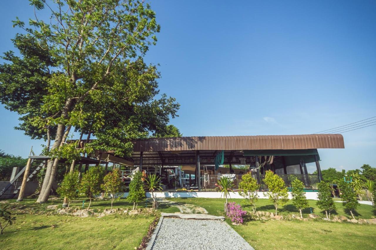 Tree Roots Retreat Rayong