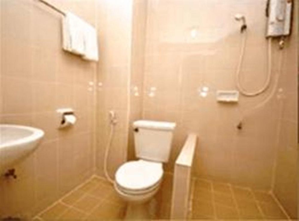 Piyapetch Place Hotel 3*