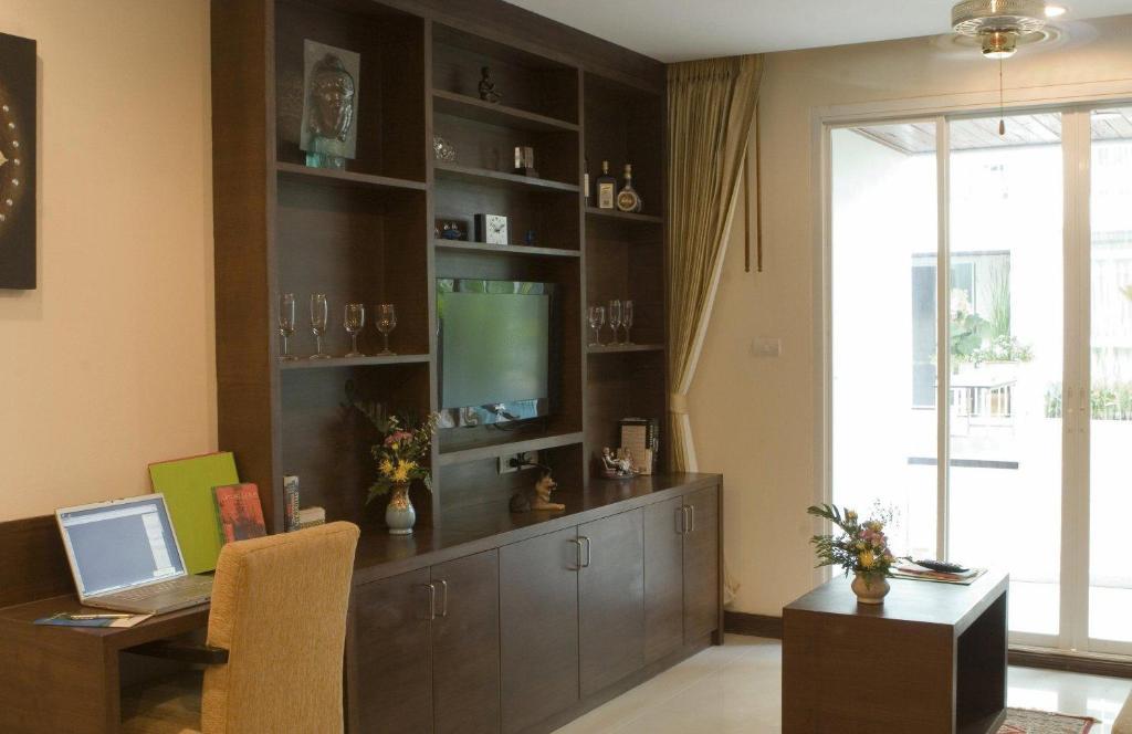Arisara Place