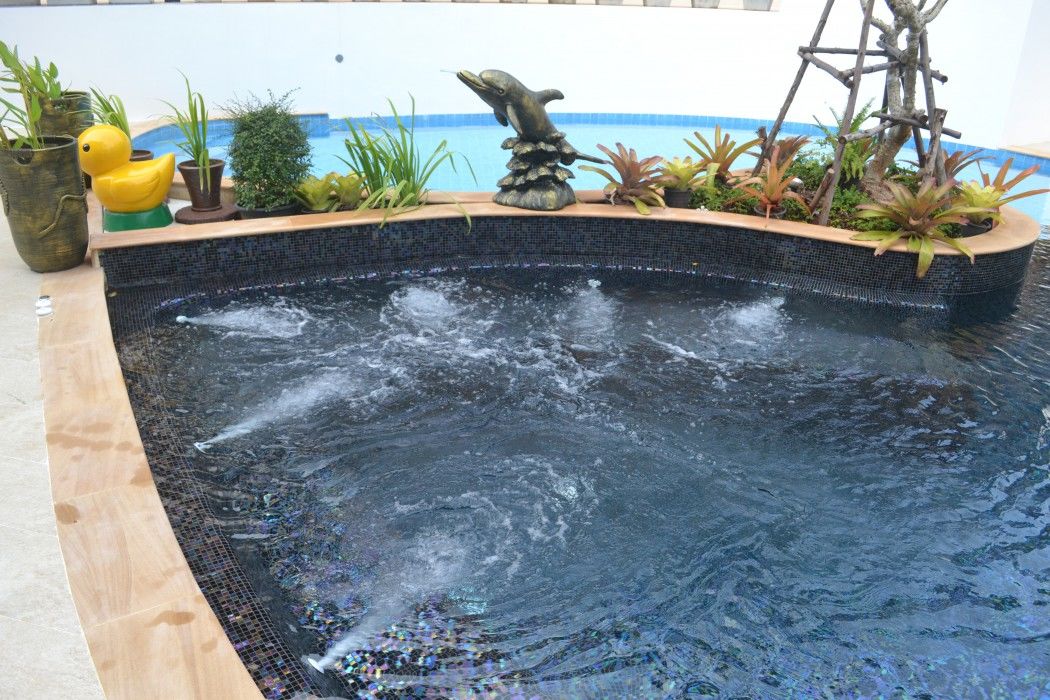 Hotel The Lai Thai Luxury Condominiums