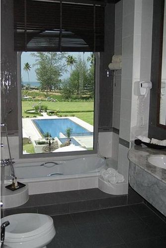 Hotel Riverside & Khao Lak