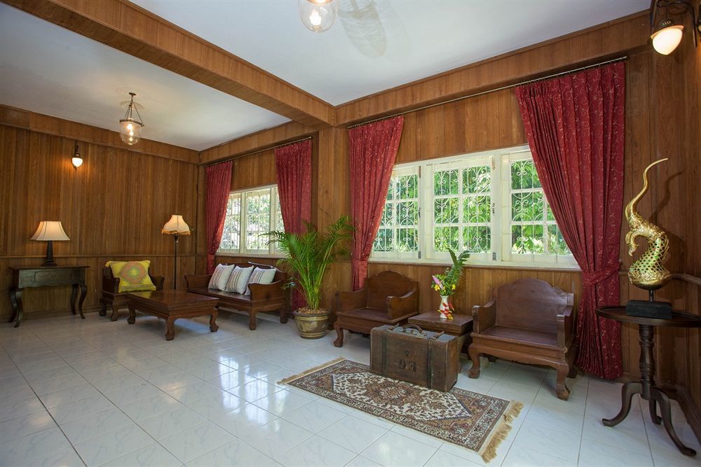 Villa Baan Khun Nang Colonial Mae Nam