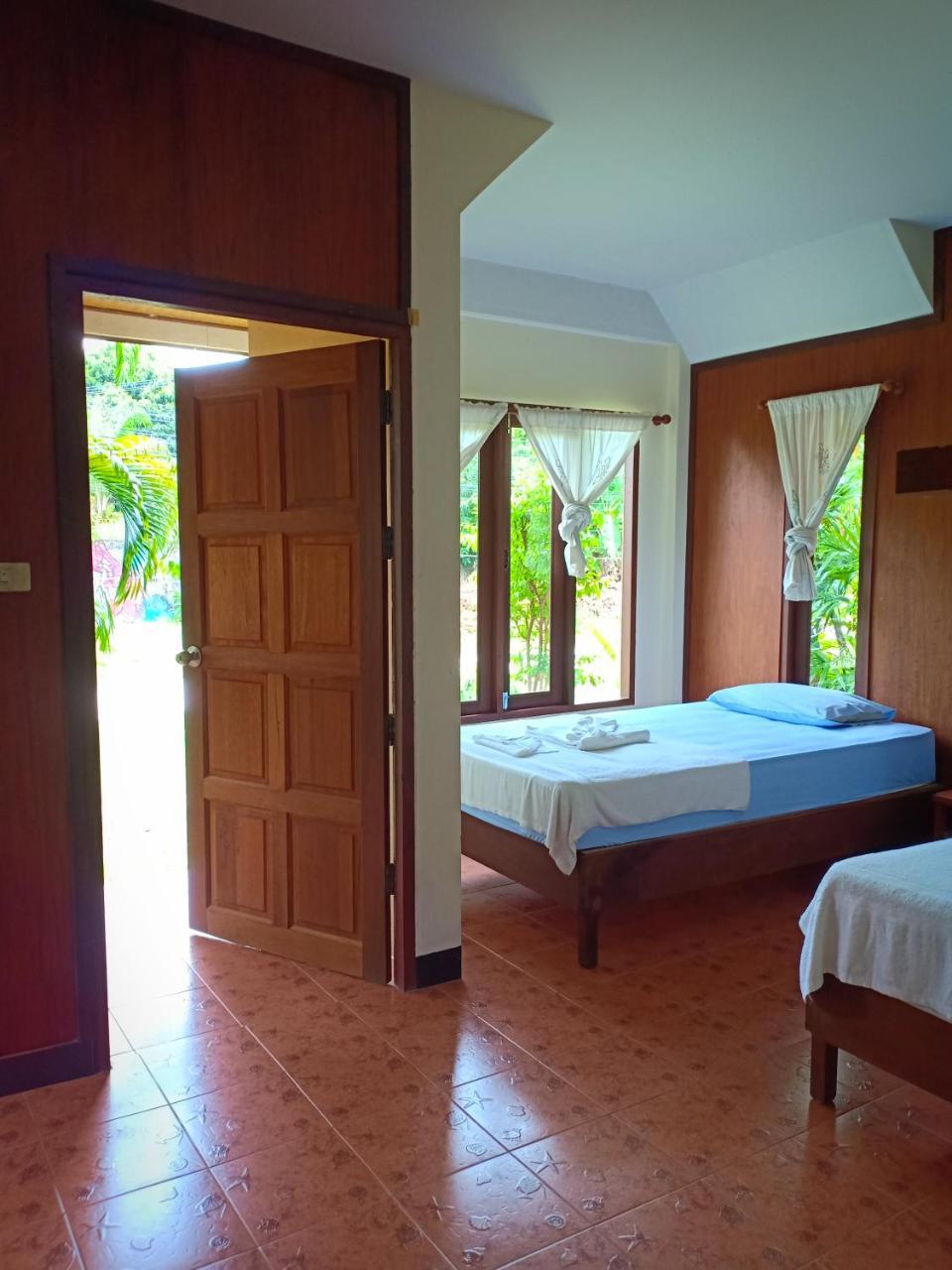 Sunset Resort 3*