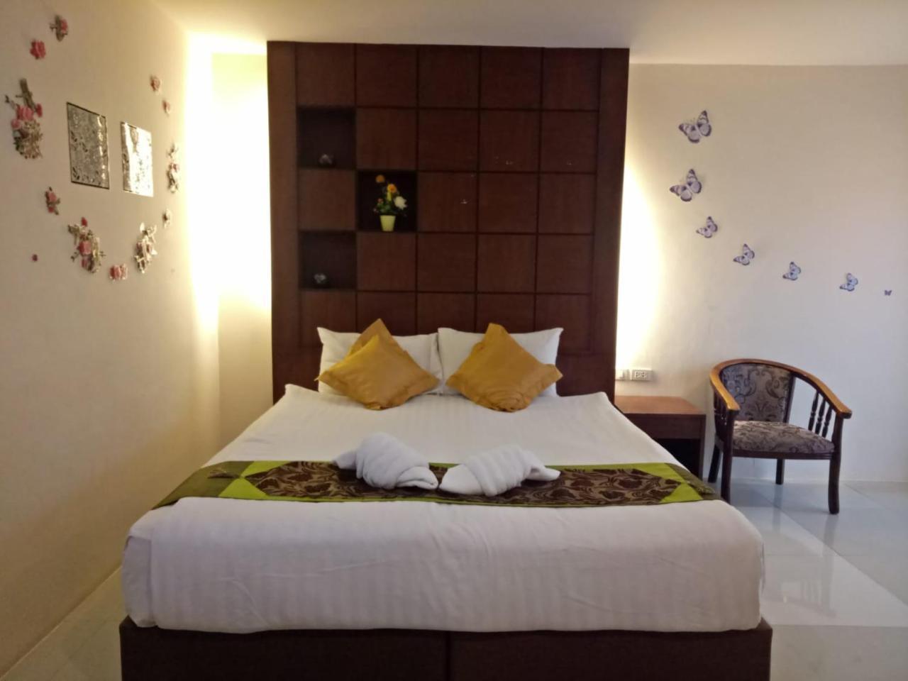 7 Sky Residency Patong