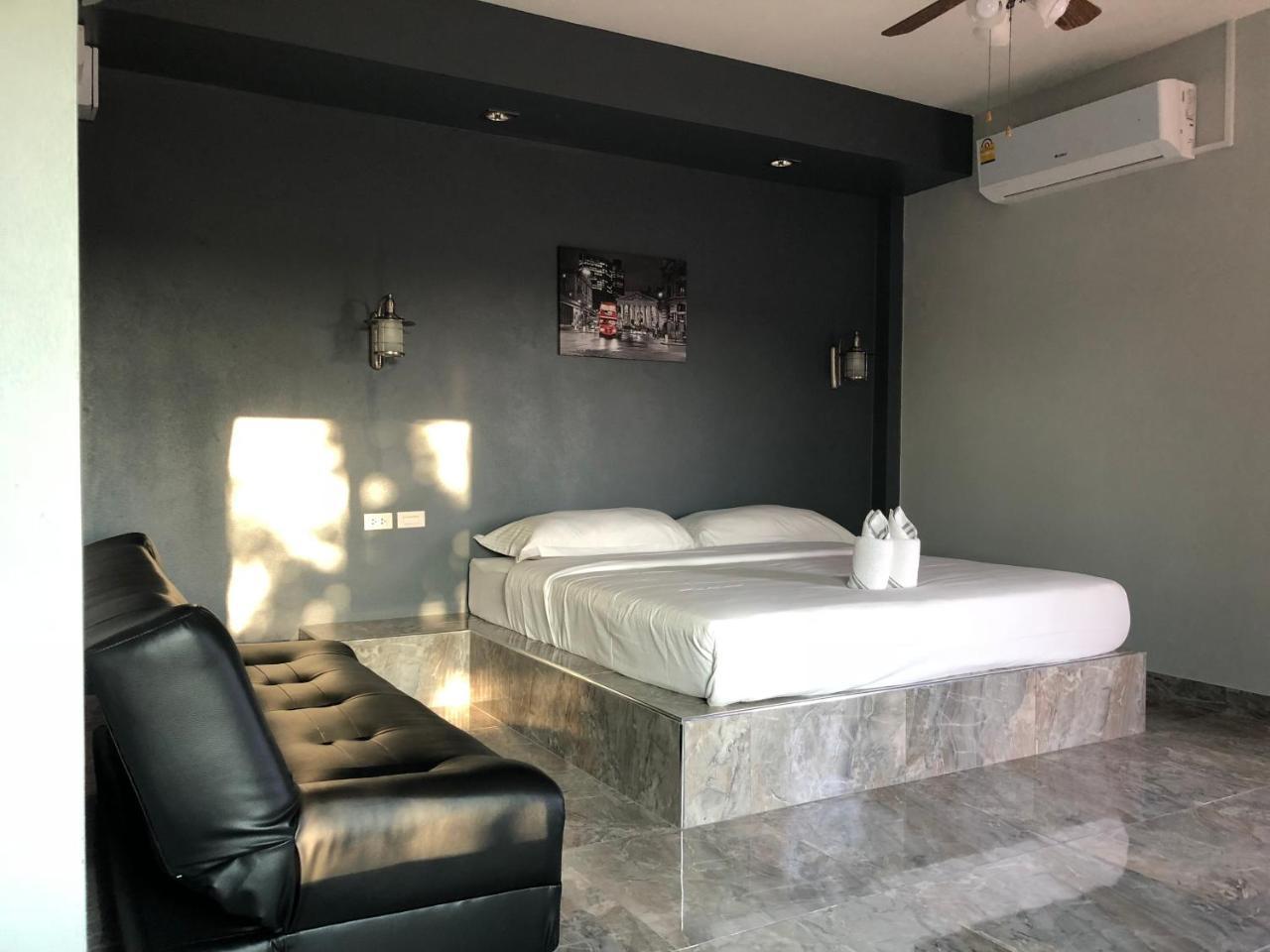 Relax Nakhon Sawan