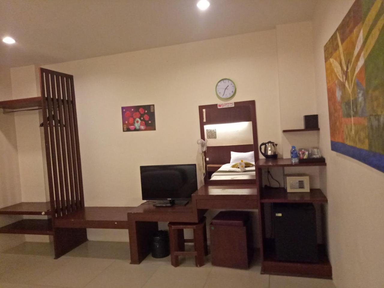 7 Sky Residency Hotel 3*