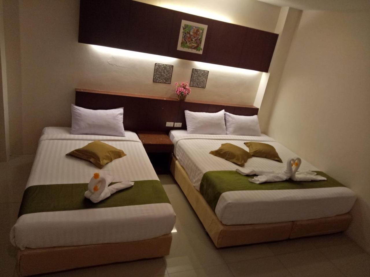 Hotel 7 Sky Residency 3*
