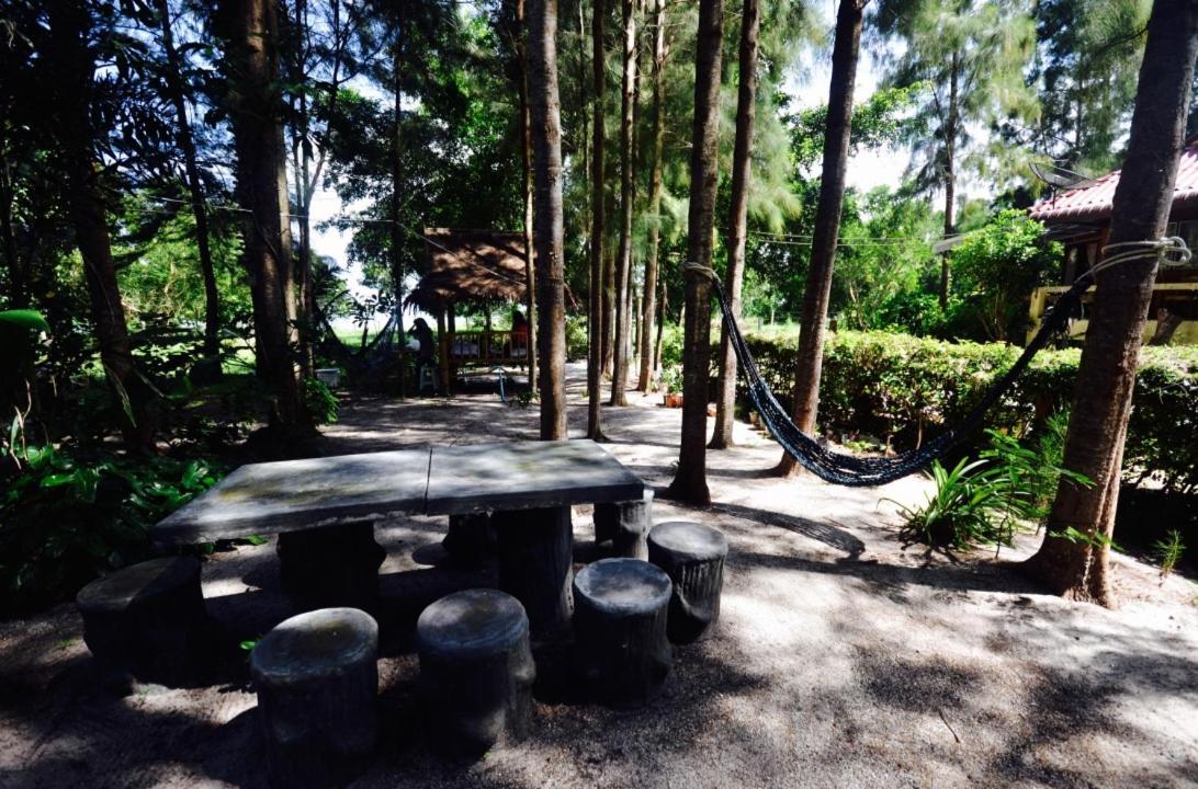 บ้านสนมณีโฮมสเตย์ Bansonmanee Holiday park