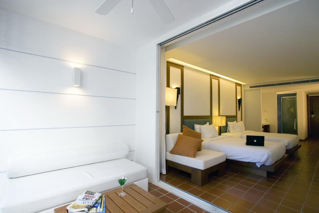The Sea Patong Hotel