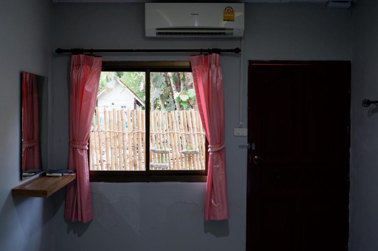Marina Hut Koh Lanta