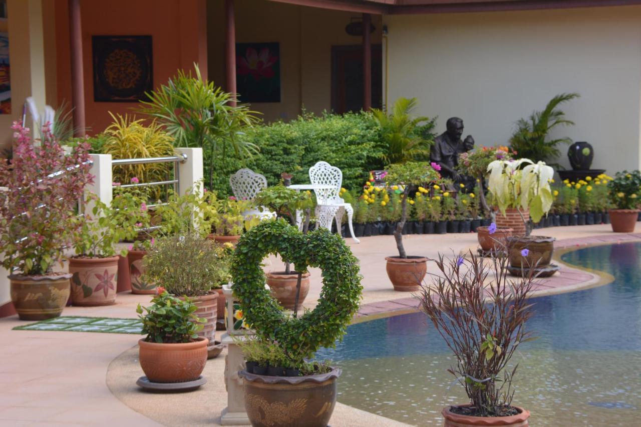 Resort Baan Sabaijai