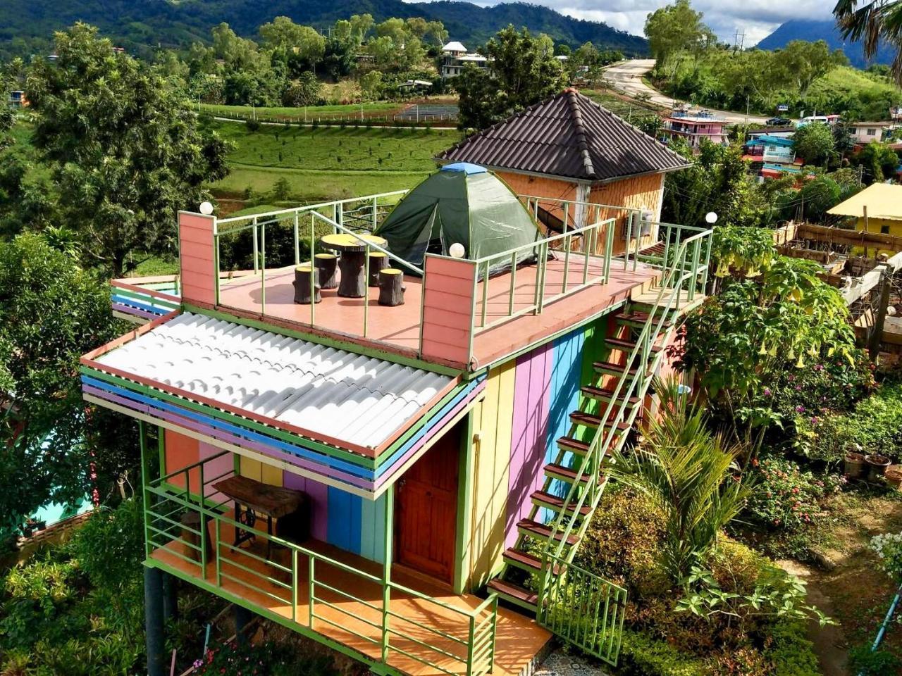 กุหลาบแดง Resort *