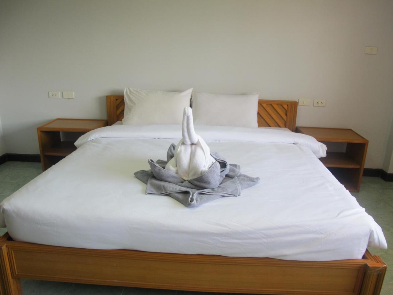 V.j. Koh Chang Aparthotel Klong Prao Beach