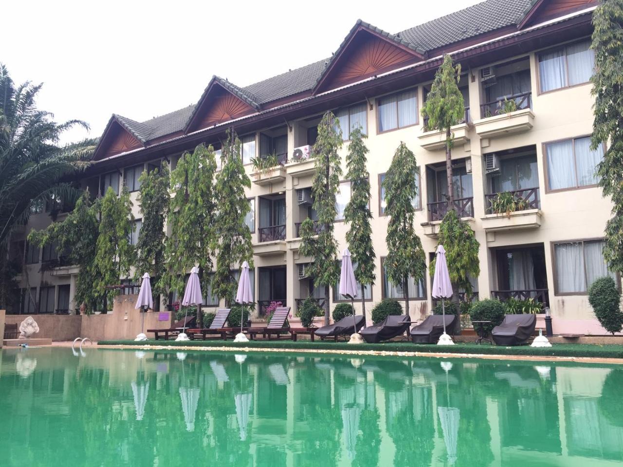 Resort Ubon Buri &