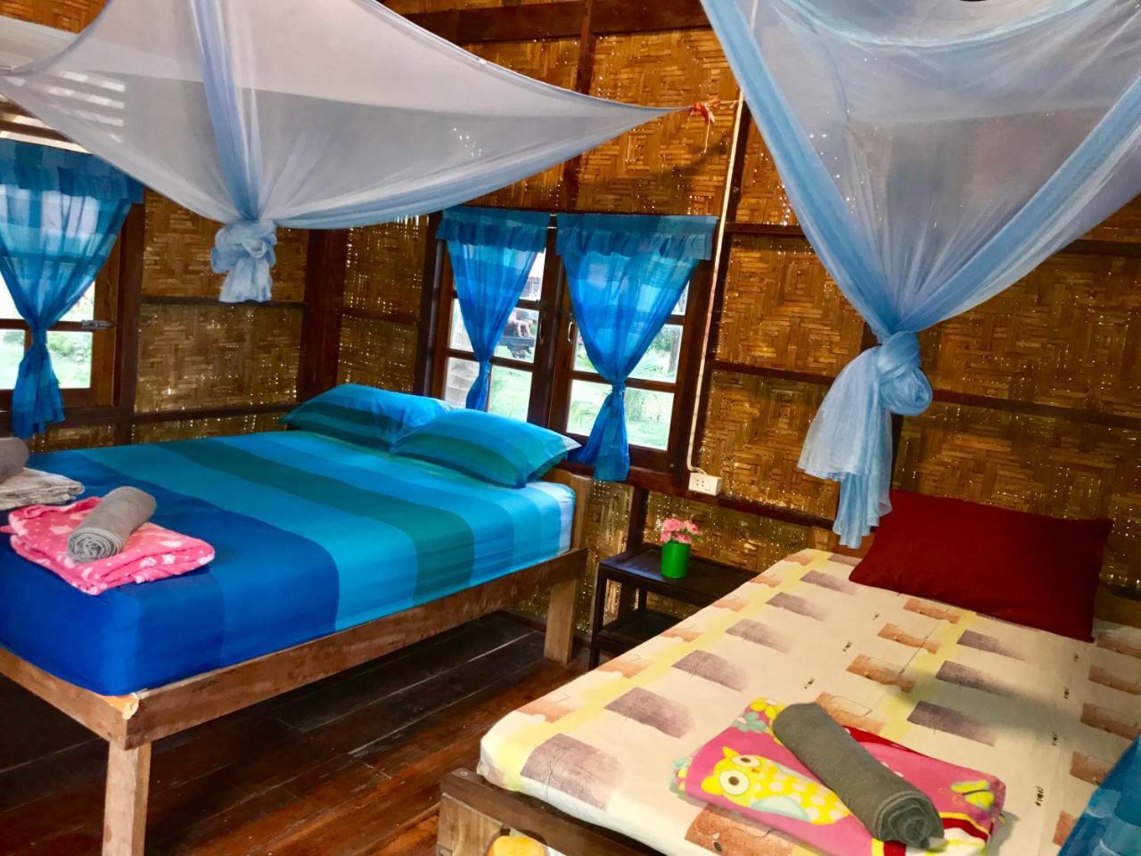 Aow Yai Bungalows