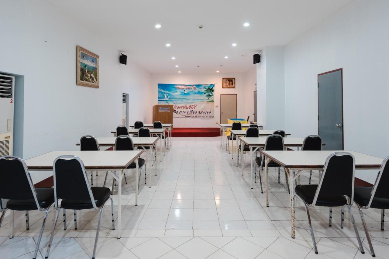 Nice Beach Hotel 2* Rayong