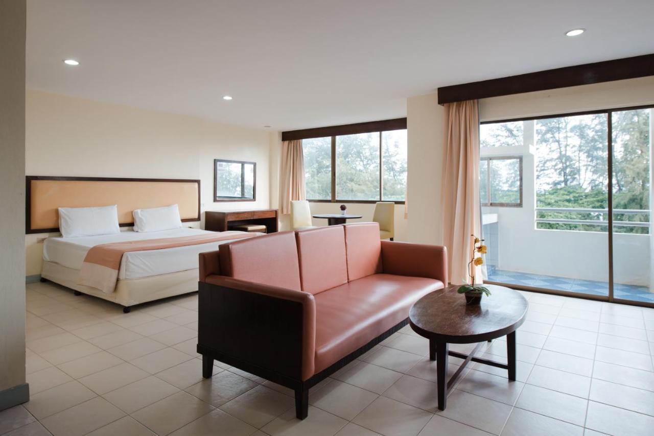Nice Beach Hotel Rayong