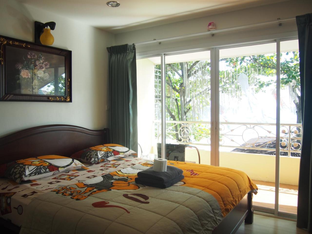 Nong Nuey Hotel