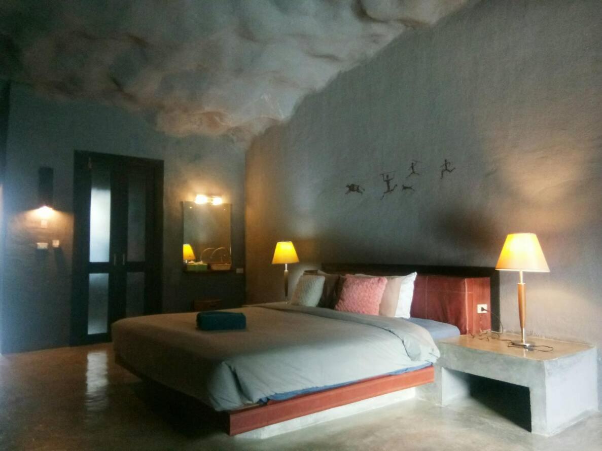 Hotel Avatarn Miracles Hotel,