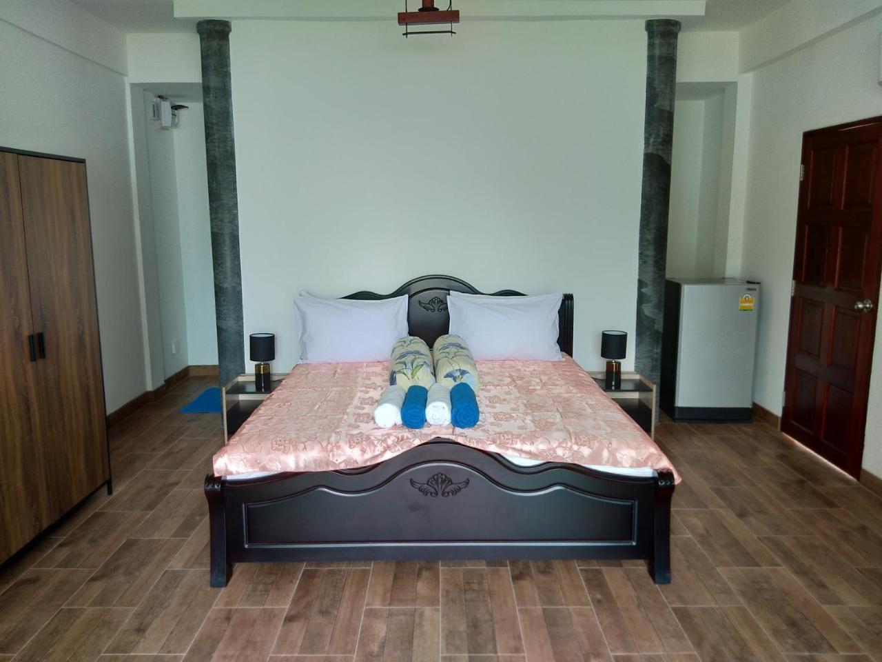 Yao Yai Resort 4*