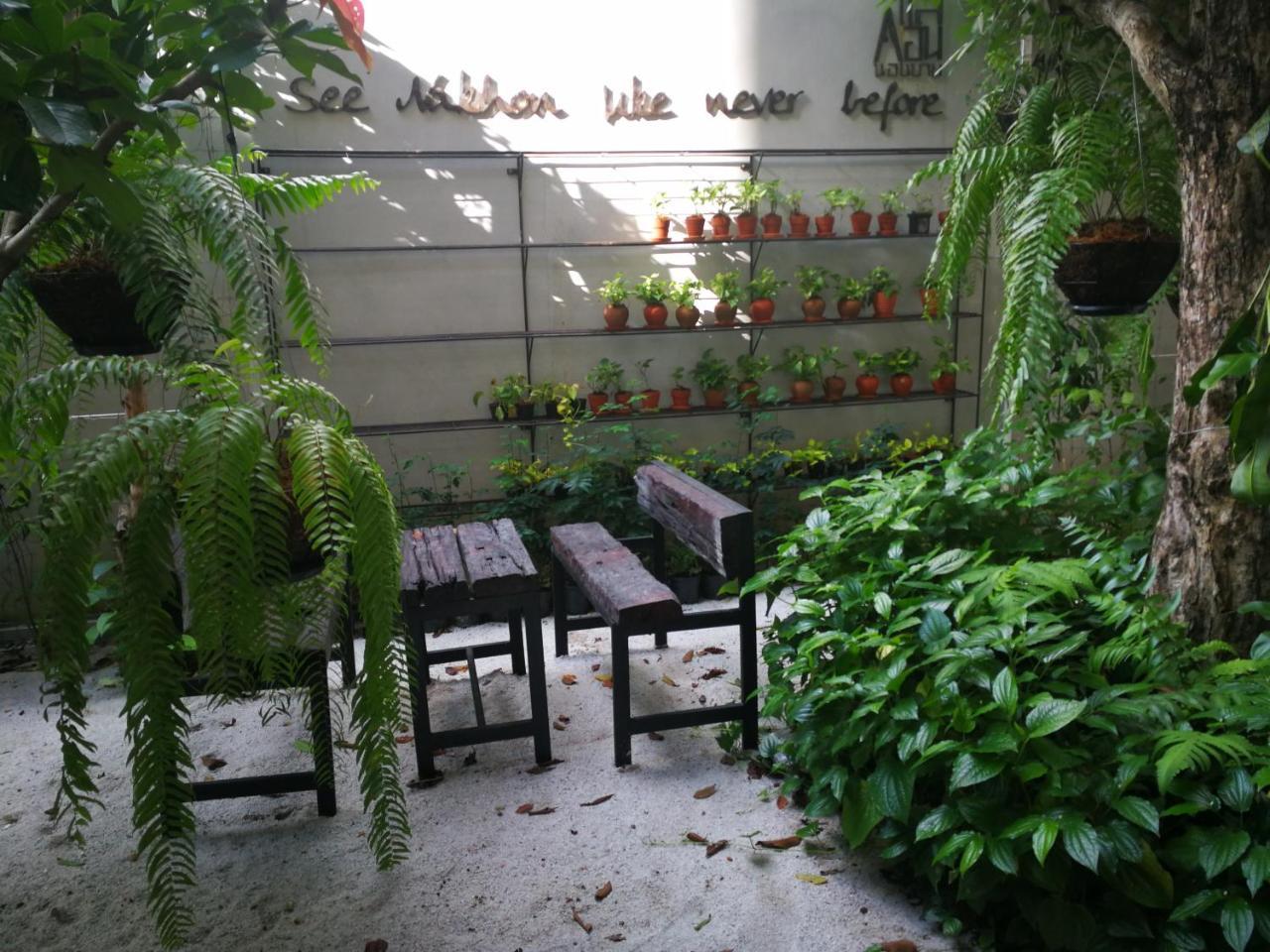 Laekhon Nonbai 2*