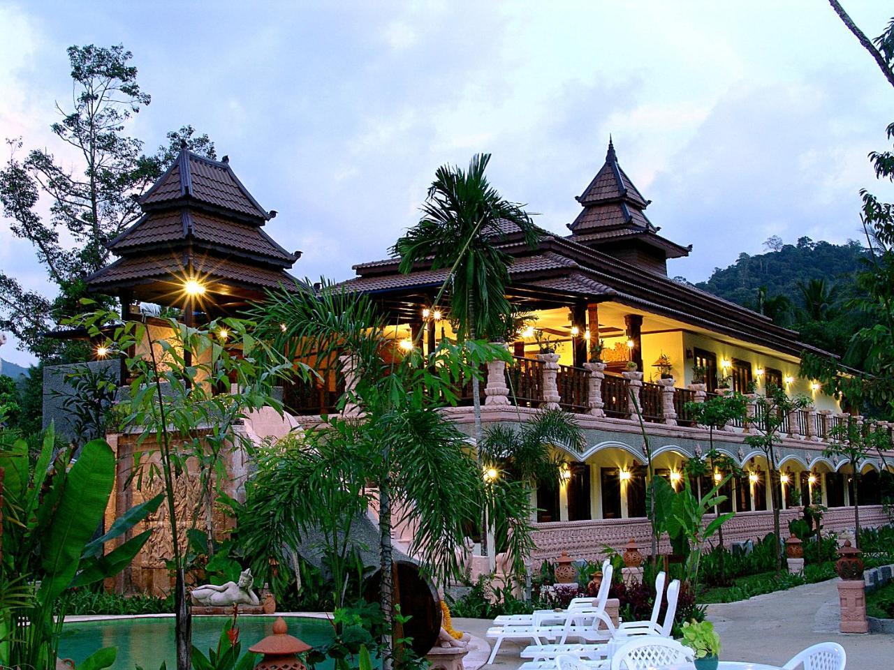 Resort Grand Orchid